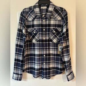 Frye and Co Men’s Navy Plaid Button Down Flannel Shirt NWT Size Medium